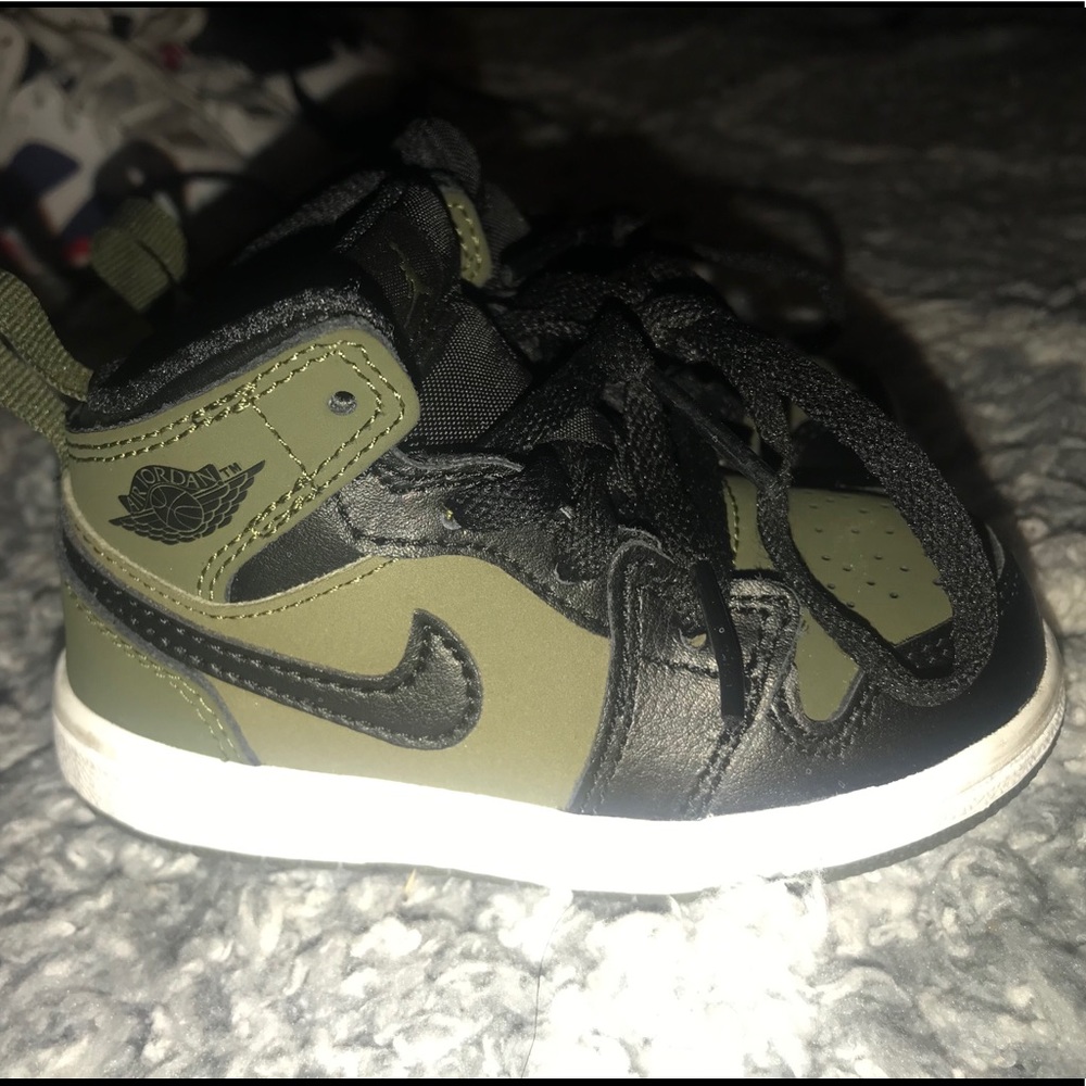 Jordan 1 size 5C